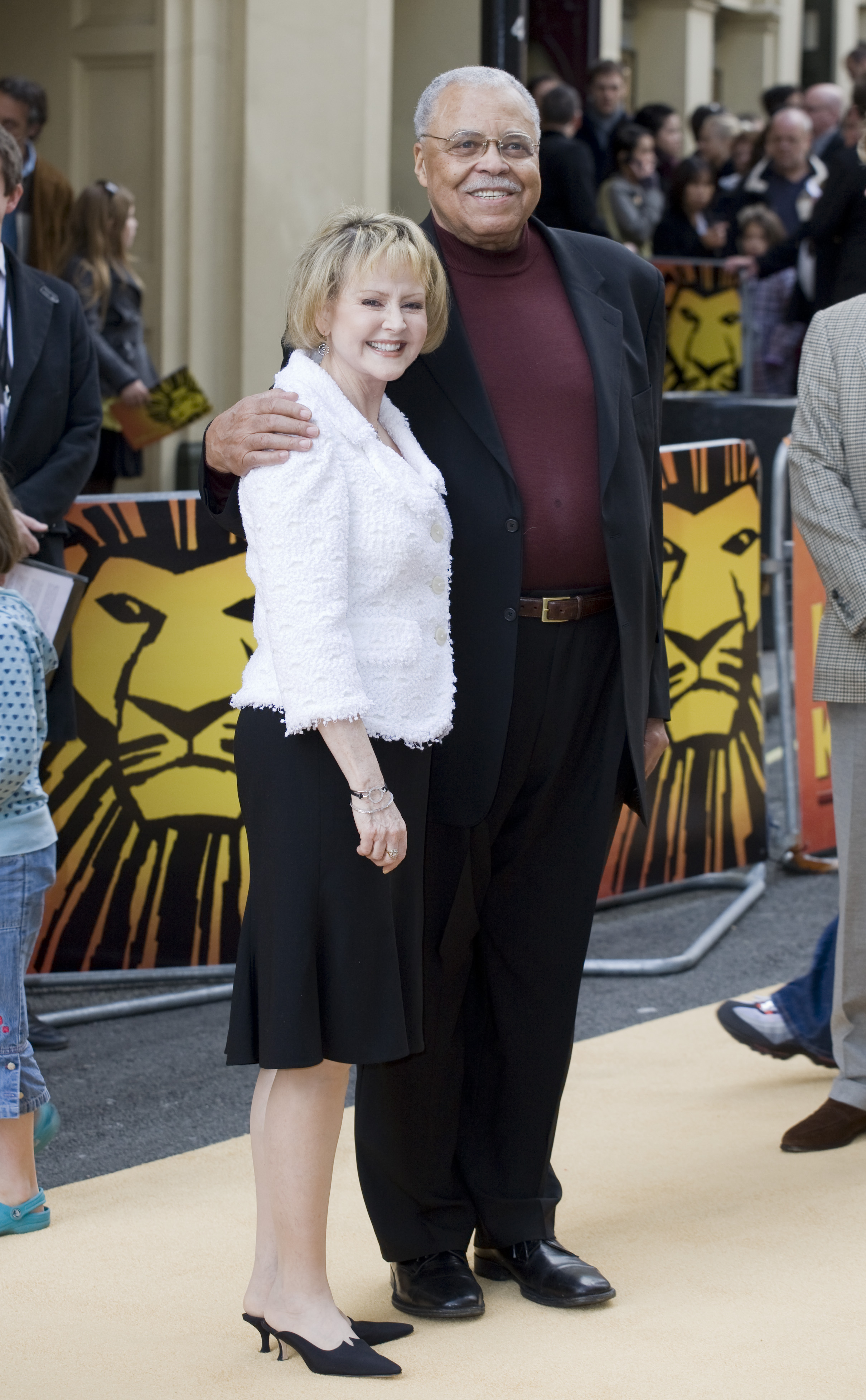 Cecelia Hart and James Earl Jones at the 10th Anniversary Performance of "The Lion King" in 2009. | Source: Getty Images